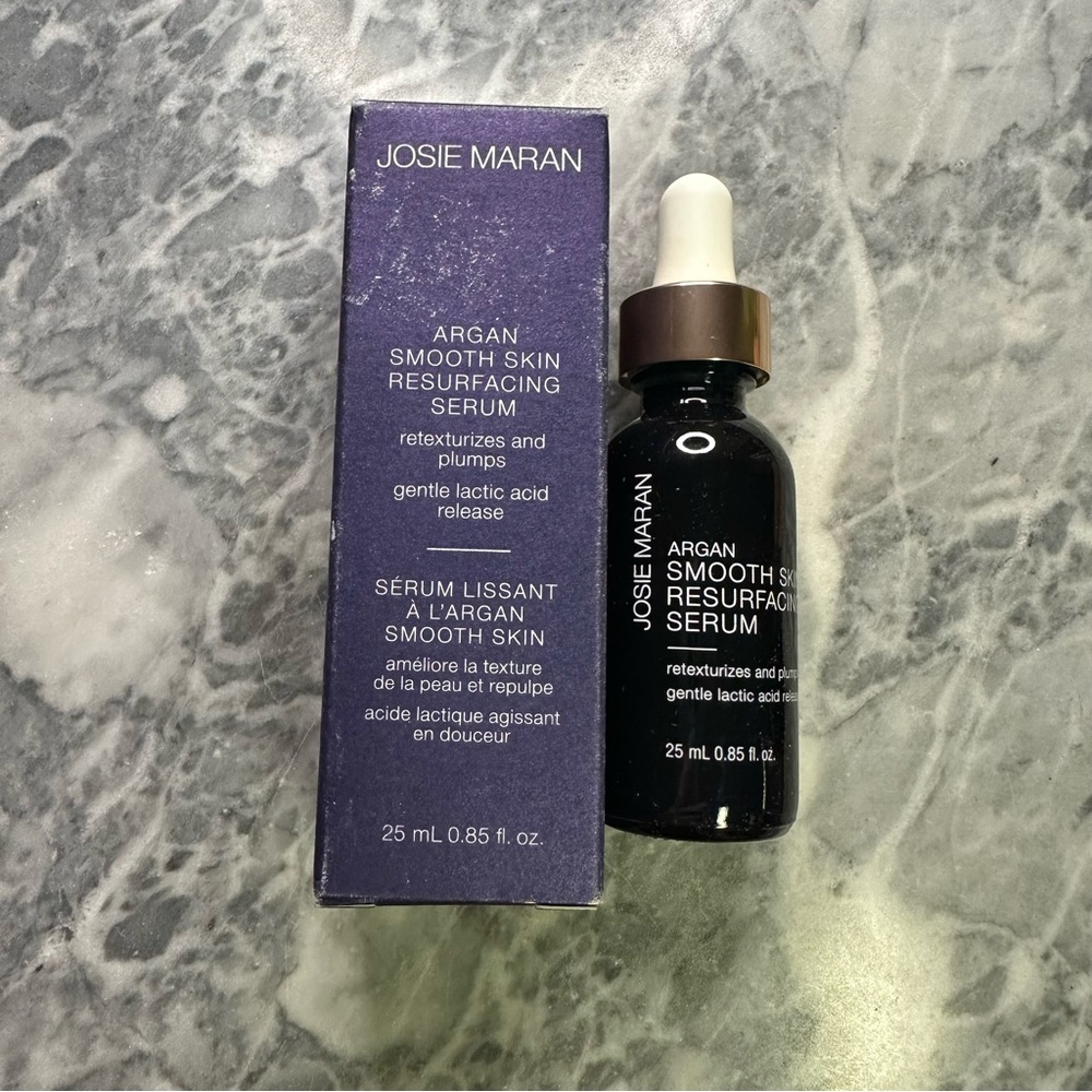 New Josie Maran Argan Smooth‎ Skin Resurfacing Serum